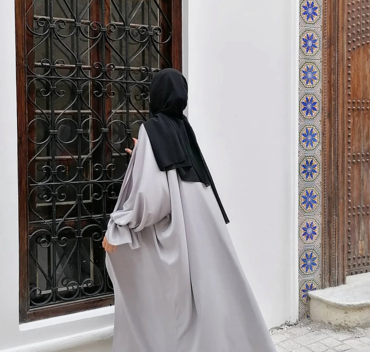 Gray Layla Open Abaya